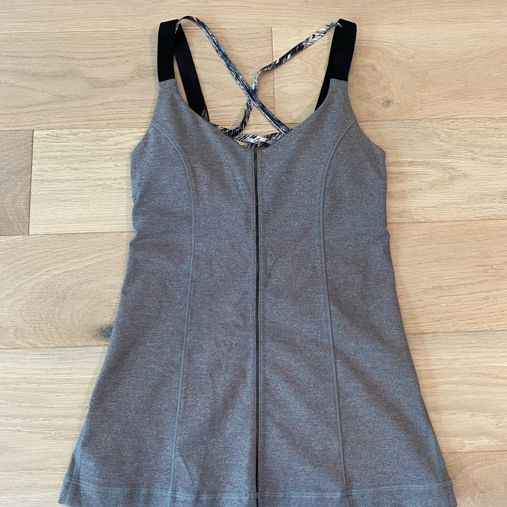 Strappy fitted lululemon tank